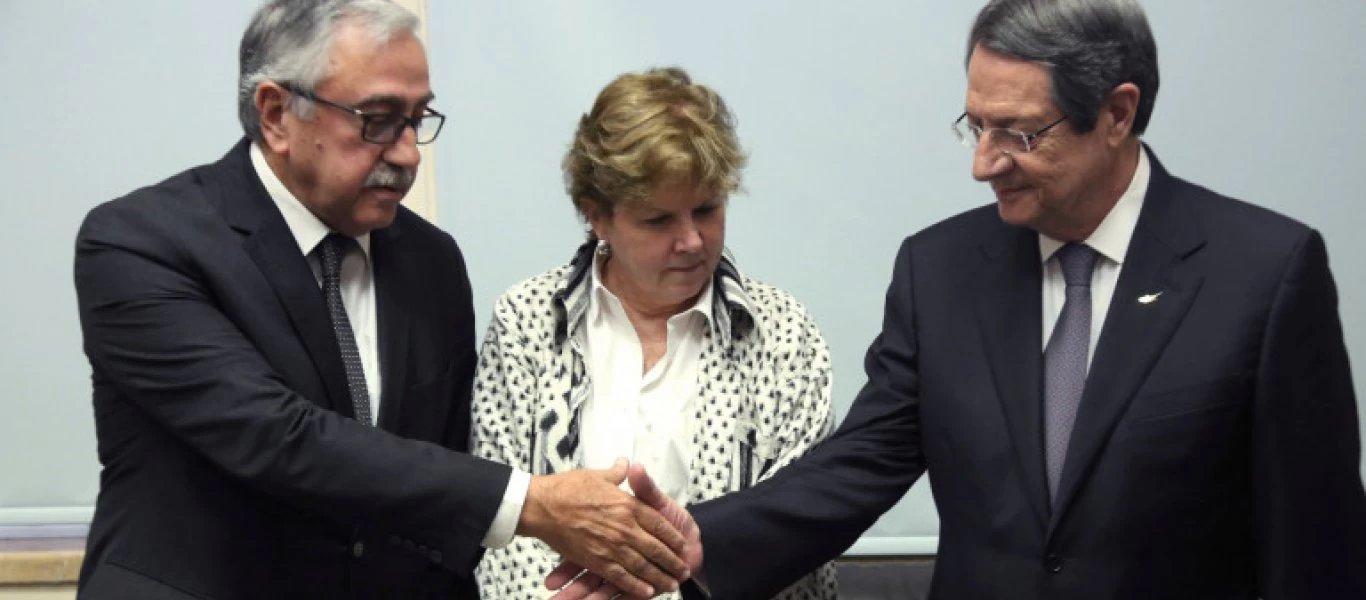 Συνάντηση Αναστασιάδη-Ακιντζί για «δημιουργικό διάλογο» αλλά χωρίς μέλλον